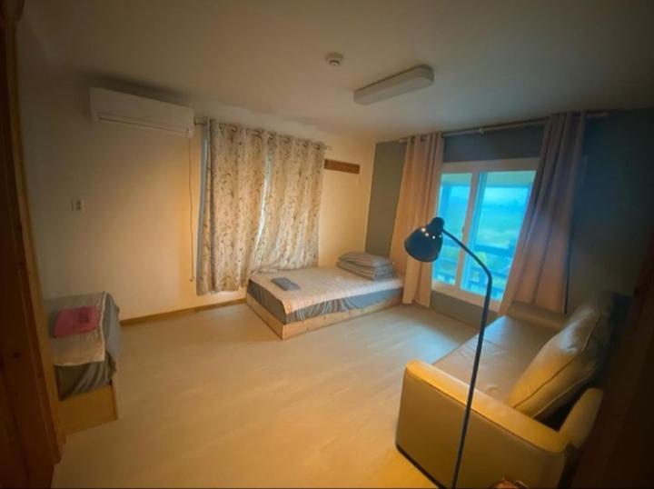 Warang Guesthouse Jeju Exterior photo